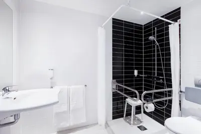 Ein Badezimmer in der Unterkunft Holiday Inn Express Augsburg by IHG
