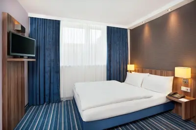 TV/Unterhaltungsangebot in der Unterkunft Holiday Inn Express Augsburg by IHG