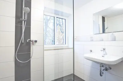 Ein Badezimmer in der Unterkunft Zur Friedenseiche