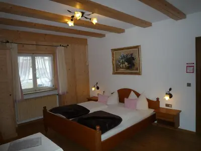 Ein Bett oder Betten in einem Zimmer der Unterkunft Gästehaus Johanna