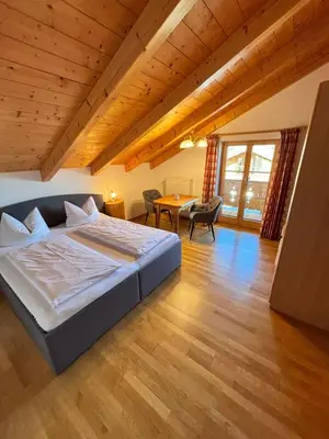 Ein Bett oder Betten in einem Zimmer der Unterkunft Apartment Anda