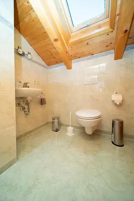 Ein Badezimmer in der Unterkunft Apartment Anda