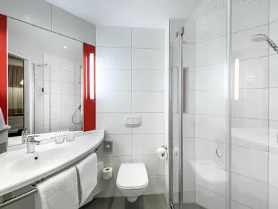 Ein Badezimmer in der Unterkunft ibis Landshut City