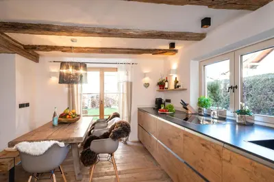 Küche/Küchenzeile in der Unterkunft exklusives Alpenchalet mit Jacuzzi & Sauna für bis zu 10 Personen