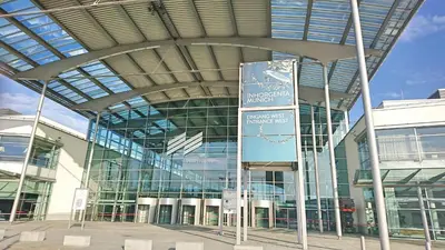 Das Gebäude in dem sich das Aparthotel befindet