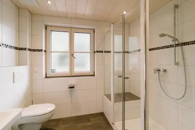 Ein Badezimmer in der Unterkunft Haus am Kramer