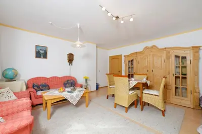 Ein Sitzbereich in der Unterkunft Gästehaus Koyerbauer Boardinghouse