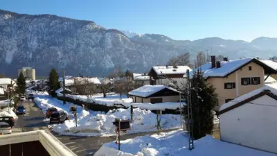 Ein allgemeiner Bergblick oder ein Berglick von der Ferienwohnung aus