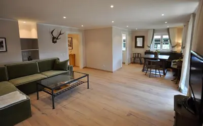 Ein Sitzbereich in der Unterkunft Bio Design Boutique Landhaus St Georg