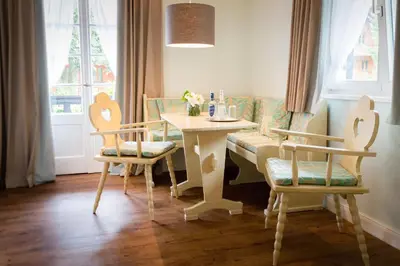 Ein Sitzbereich in der Unterkunft Bio Design Boutique Landhaus St Georg