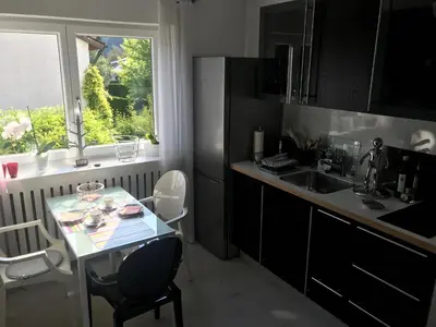 Küche/Küchenzeile in der Unterkunft Moderne Ferienwohnung direkt in Landsberg am Lech