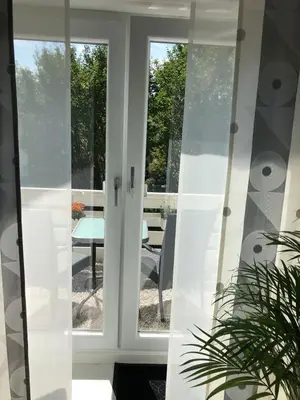Ein Balkon oder eine Terrasse in der Unterkunft Moderne Ferienwohnung direkt in Landsberg am Lech