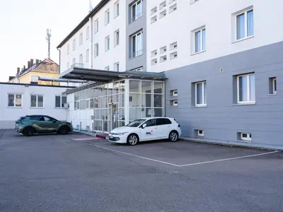 Das Gebäude in dem sich das Hotel befindet