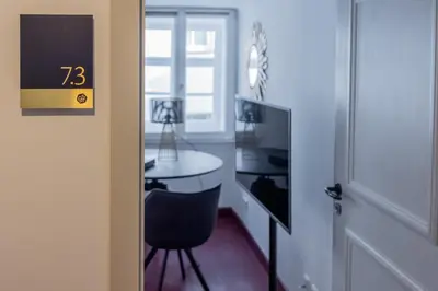 TV/Unterhaltungsangebot in der Unterkunft ANA Suites Augsburg City Center - Self-Service-Hotel