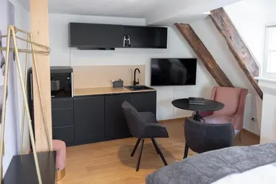 Küche/Küchenzeile in der Unterkunft ANA Suites Augsburg City Center - Self-Service-Hotel