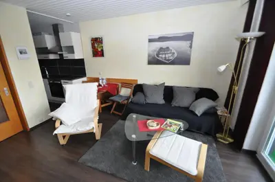 Ein Sitzbereich in der Unterkunft Ferienwohnung-in-Prien