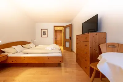 Ein Bett oder Betten in einem Zimmer der Unterkunft Gasthof zum Stern