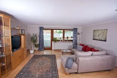 Ein Sitzbereich in der Unterkunft Ferienwohnung Deubzer in Palling