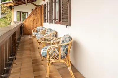 Ein Sitzbereich in der Unterkunft Gästehaus Kochelsee