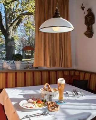 Essen im Hotel oder in der Nähe