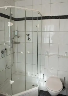 Ein Badezimmer in der Unterkunft Hotel und Gasthof Soller