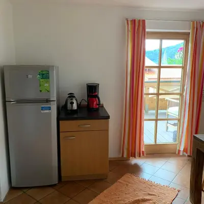 Küche/Küchenzeile in der Unterkunft Apartment with a stunning view of the alps - Wohnung mit atemberaubenden Blick auf die Alpen
