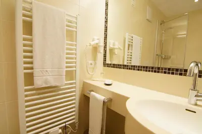 Ein Badezimmer in der Unterkunft Landhotel & Gasthof Baiernrain