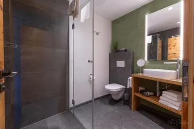 Ein Badezimmer in der Unterkunft Haus Bergrausch
