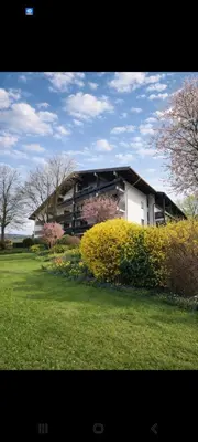 Ein Garten an der Unterkunft Ferienwohnung Hedy
