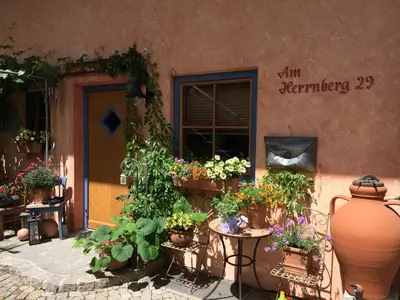 Ein Garten an der Unterkunft Ferienwohnung Frühauf