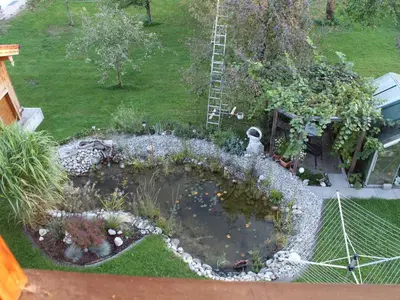 Ein Garten an der Unterkunft Ferienwohnung Bei Mutti