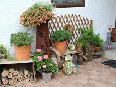 Ein Garten an der Unterkunft Ferienwohnung Bei Mutti