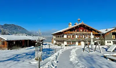 Der Anderlbauer am See im Winter
