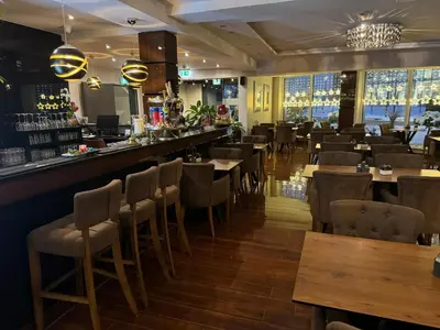 Lounge oder Bar in der Unterkunft Hotel Starton am Ingolstadt Village