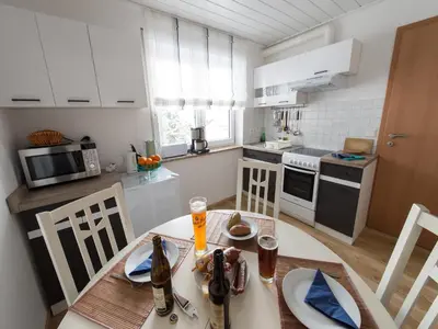 Küche/Küchenzeile in der Unterkunft Ruhiges Apartment mit Sauna, Burggen