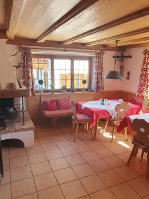 Ein Sitzbereich in der Unterkunft Haus Kaiser