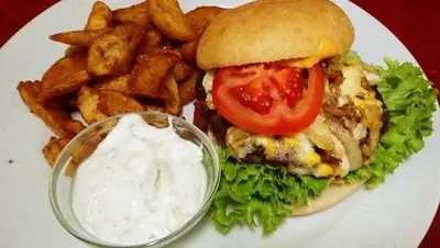 Essen im Hotel oder in der Nähe