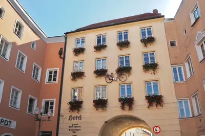 Das Gebäude in dem sich das Hotel befindet