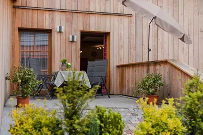 Ein Garten an der Unterkunft Göllner Hof