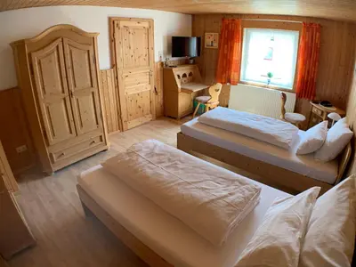 Ein Bett oder Betten in einem Zimmer der Unterkunft Zimmervermietung Ziegltrum