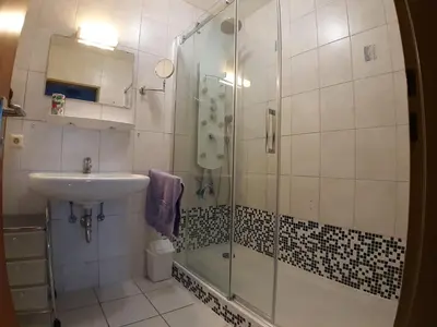Ein Badezimmer in der Unterkunft Ferienwohnanlage Bergschlößl Appartement Nr18