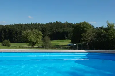 Der Swimmingpool an oder in der Nähe von Ferienhaus Regina