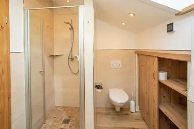 Ein Badezimmer in der Unterkunft Chiemsee Hauszeit