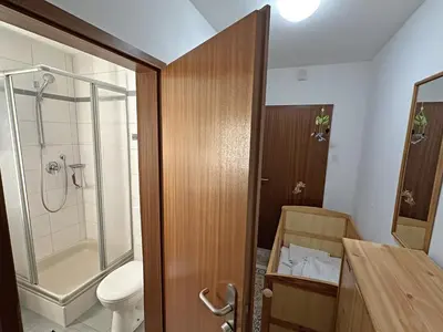 Ein Badezimmer in der Unterkunft Gschwendtnerhof App14 Ludes-Ennen