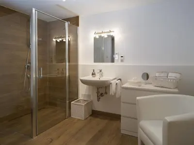Ein Badezimmer in der Unterkunft Ferienwohnungen Schnabel im Herzen von Rottach-Egern