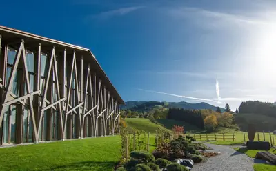 Ein Garten an der Unterkunft Boutique-Hotel LARTOR