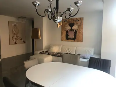 Ein Sitzbereich in der Unterkunft Luxurious 2 Bedroom Apartment Old City