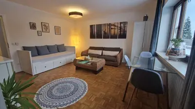 Ein Sitzbereich in der Unterkunft Ferienwohnung Schloßberg 1