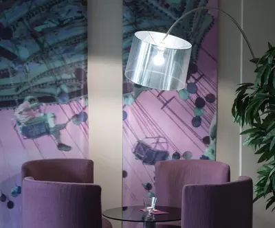 Ein Sitzbereich in der Unterkunft Munich Deluxe Hotel