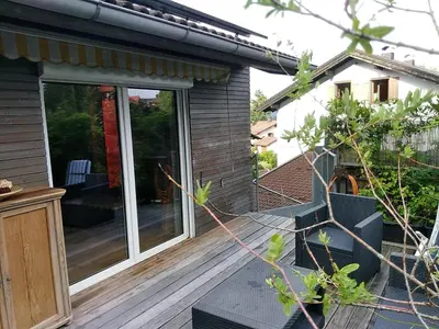Ein Garten an der Unterkunft Haus am Schlossbach****